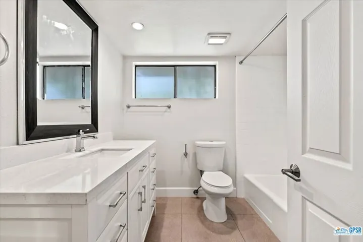 1433 Versailles Drive, Palm Springs, California 92264