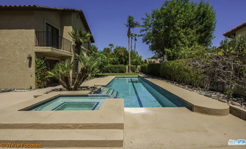 49305 Balada Court, La Quinta, California 92253