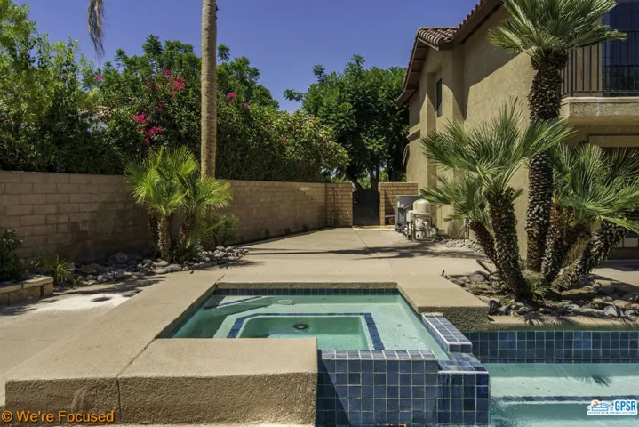 49305 Balada Court, La Quinta, California 92253