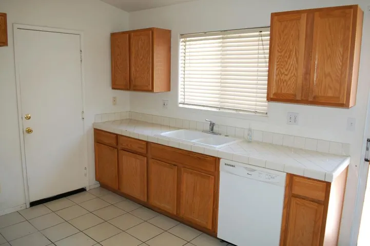 Kitchen 3
