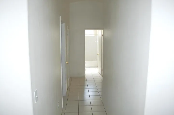 Hallway to bedrooms