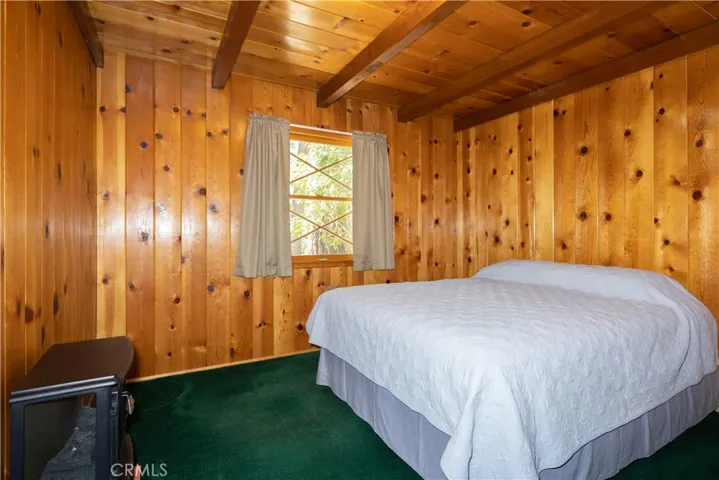 328 E Mojave Boulevard, Big Bear City, California 92314