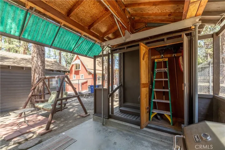 328 E Mojave Boulevard, Big Bear City, California 92314