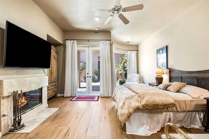 212 Loch Lomond Road, Rancho Mirage, California 92270