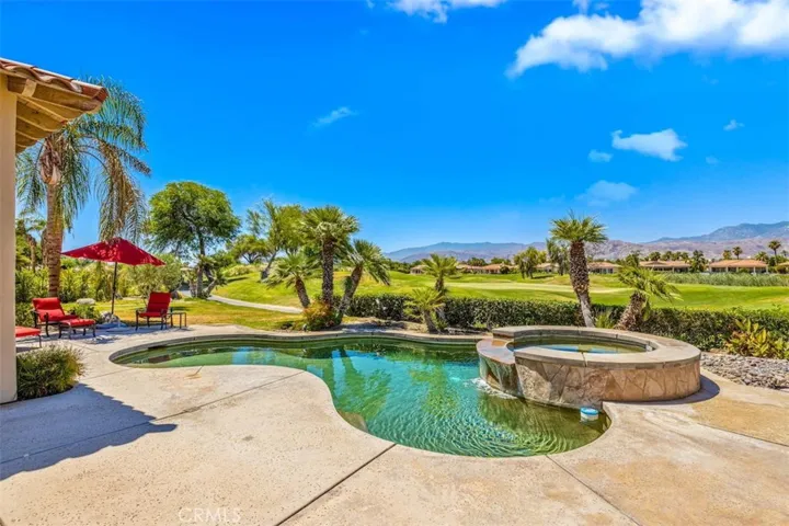 212 Loch Lomond Road, Rancho Mirage, California 92270