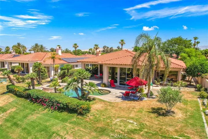 212 Loch Lomond Road, Rancho Mirage, California 92270