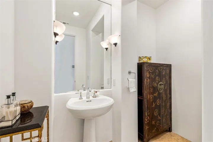 Powder room