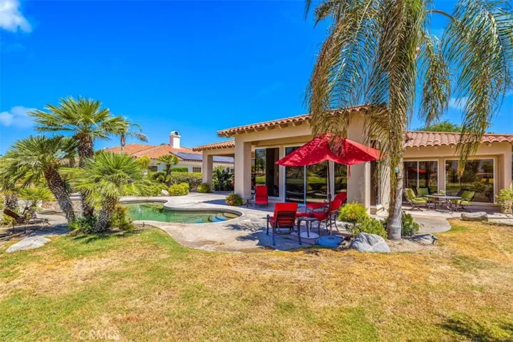 212 Loch Lomond Road, Rancho Mirage, California 92270