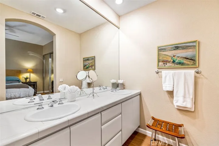 212 Loch Lomond Road, Rancho Mirage, California 92270