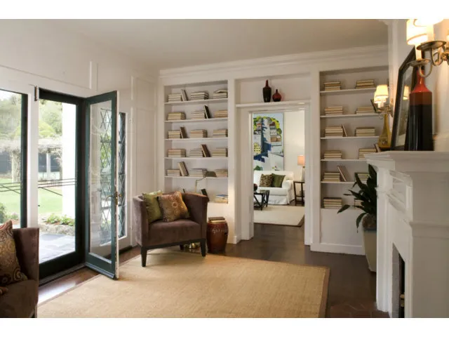 812 Irwin Drive, Hillsborough, California 94010