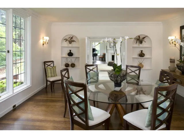 812 Irwin Drive, Hillsborough, California 94010