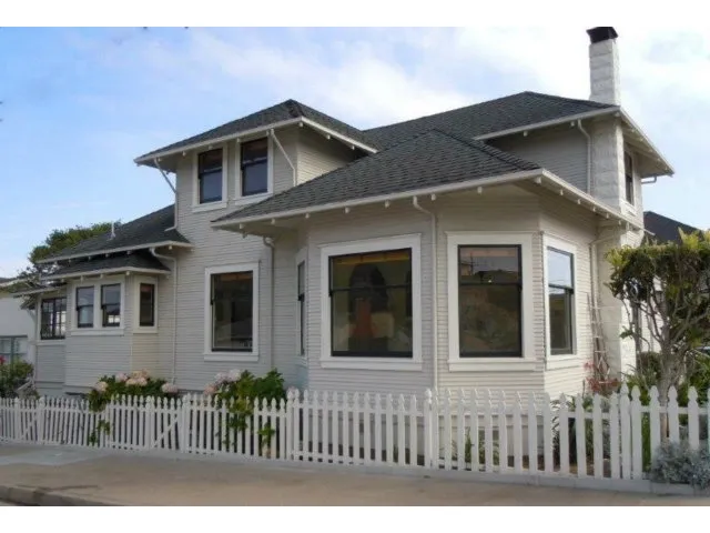 388 Central Avenue, Pacific Grove, California 93950