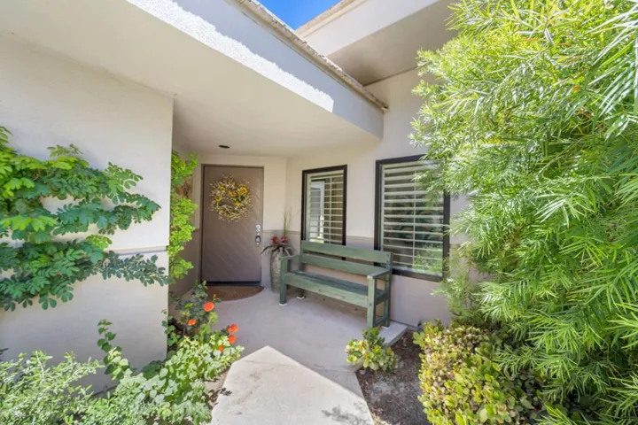 25-web-or-mls-JV_Palmer_0722_025