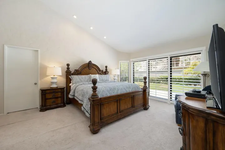 49-web-or-mls-JV_Palmer_0722_049
