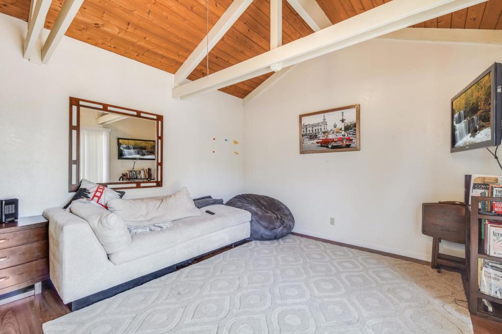 , California home-pic-15