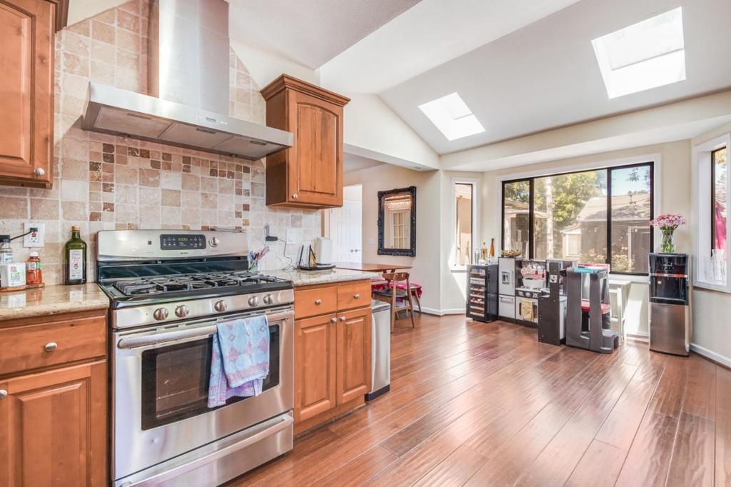 , California home-pic-9