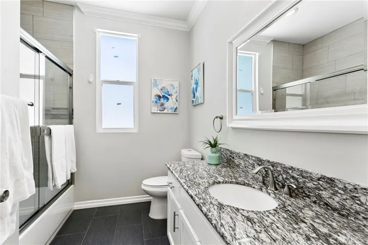 Full sized bathroom with everything you will need.