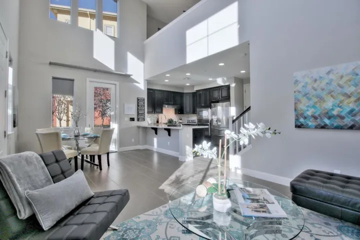 1087 E Duane Avenue, Sunnyvale, California 94085
