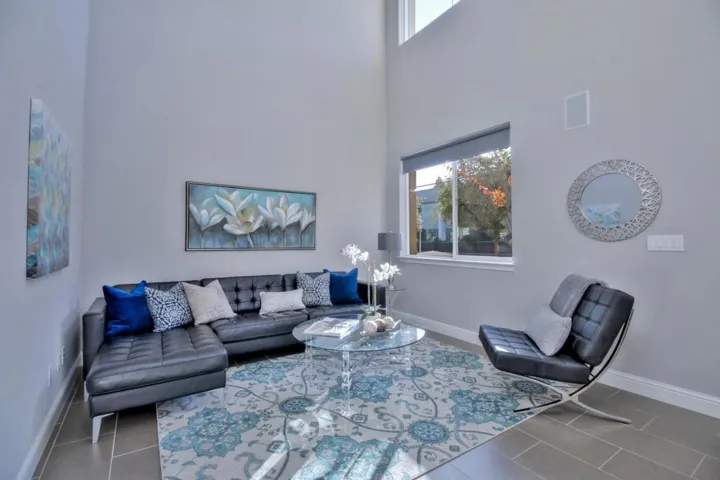 1087 E Duane Avenue, Sunnyvale, California 94085
