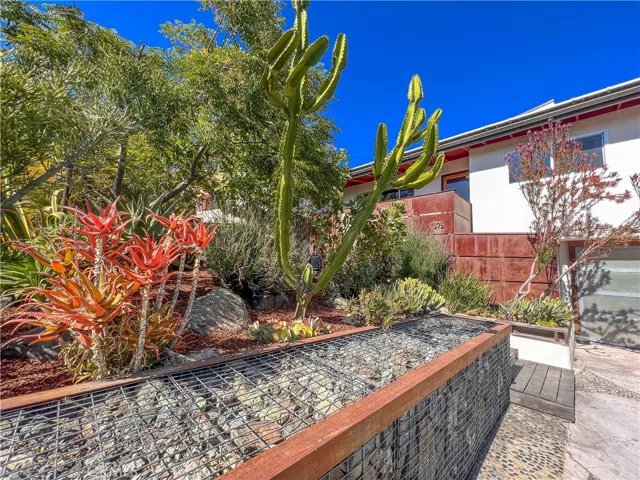 376 Buena Vista, San Luis Obispo, California 93405