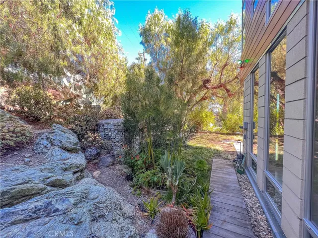 376 Buena Vista, San Luis Obispo, California 93405