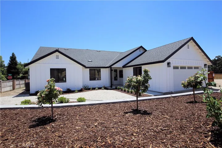1932 Catahoula, Paso Robles, California 93446