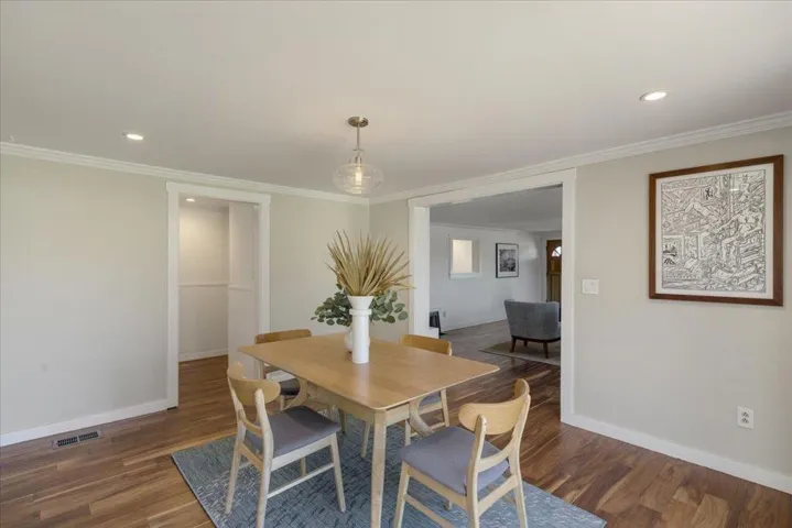 7736 Gravenstein Highway, Cotati, California 94931