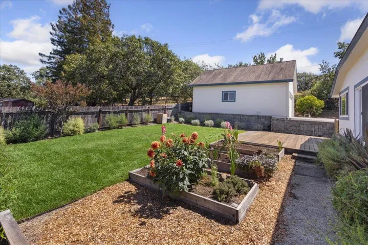 7736 Gravenstein Highway, Cotati, California 94931