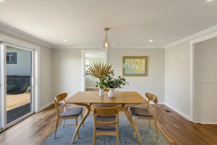 7736 Gravenstein Highway, Cotati, California 94931