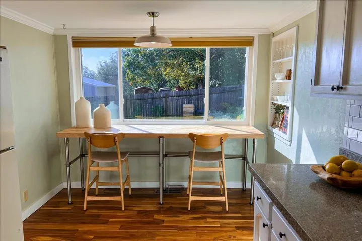 7736 Gravenstein Highway, Cotati, California 94931