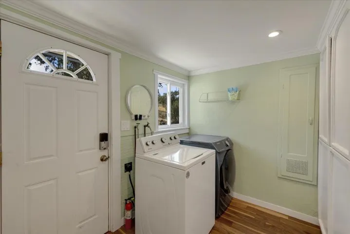 7736 Gravenstein Highway, Cotati, California 94931
