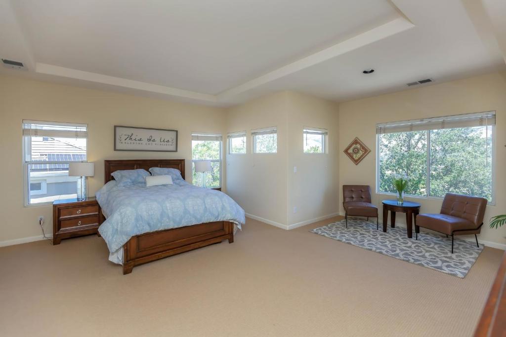 5568 Snowdon Place, California home-pic-20