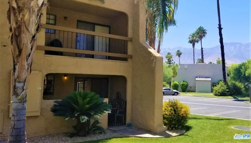 5300 E Waverly Drive D1, Palm Springs, California 92264