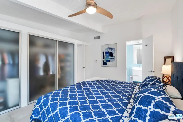 806 E Racquet Club Road, Palm Springs, California 92262