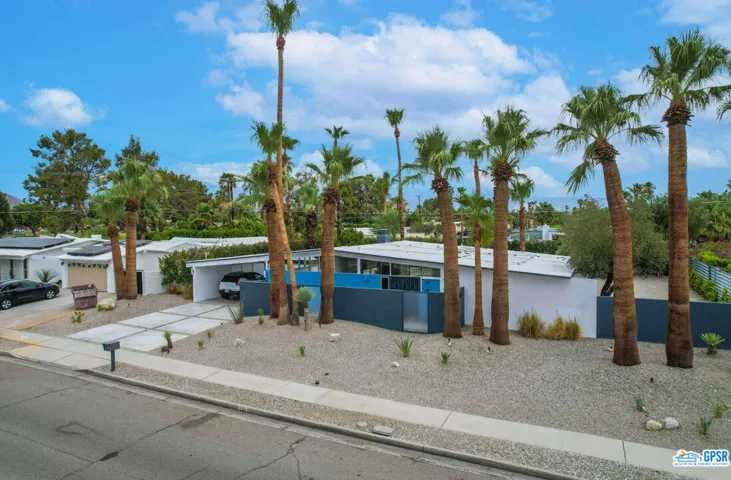 806 E Racquet Club Road, Palm Springs, California 92262