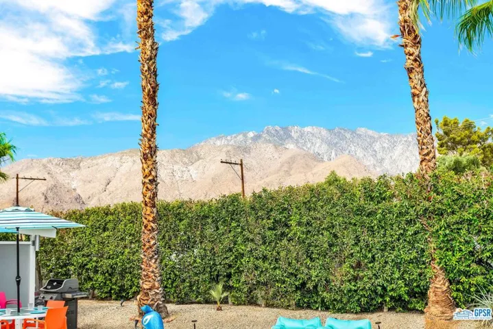 806 E Racquet Club Road, Palm Springs, California 92262