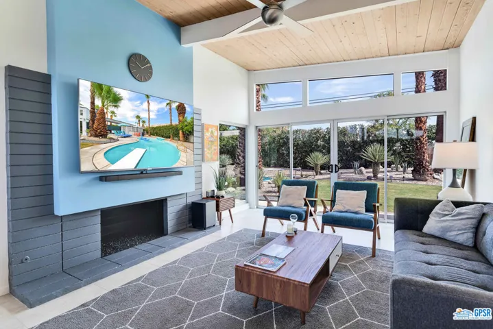 806 E Racquet Club Road, Palm Springs, California 92262