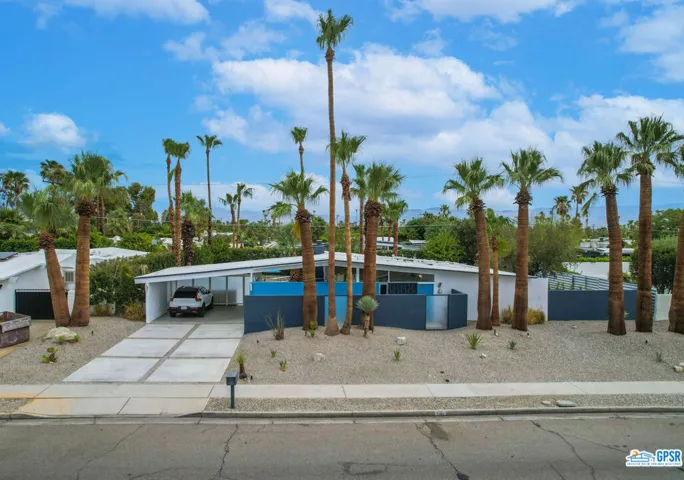 806 E Racquet Club Road, Palm Springs, California 92262