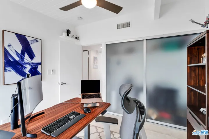 806 E Racquet Club Road, Palm Springs, California 92262