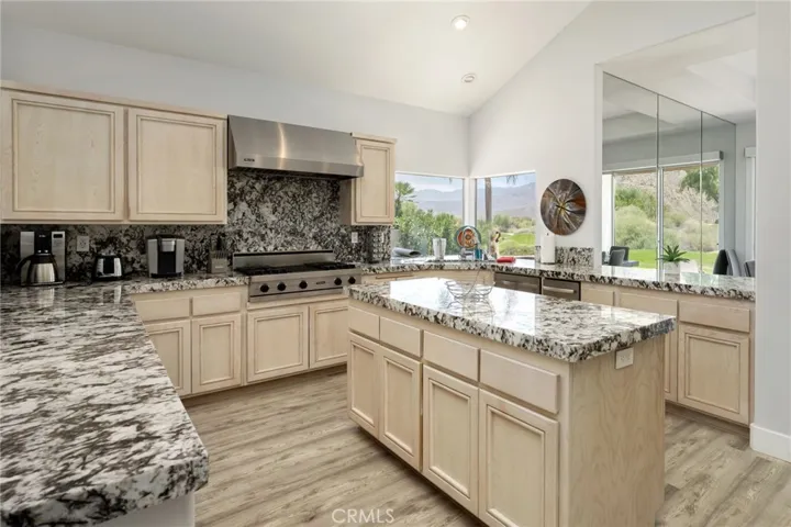 56585 Riviera, La Quinta, California 92253
