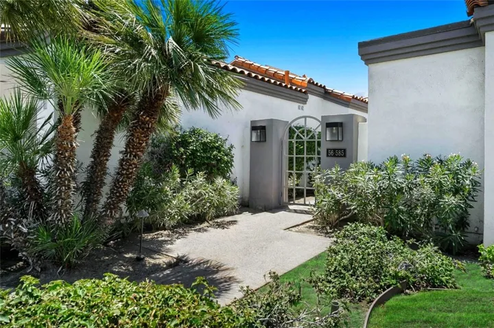 56585 Riviera, La Quinta, California 92253