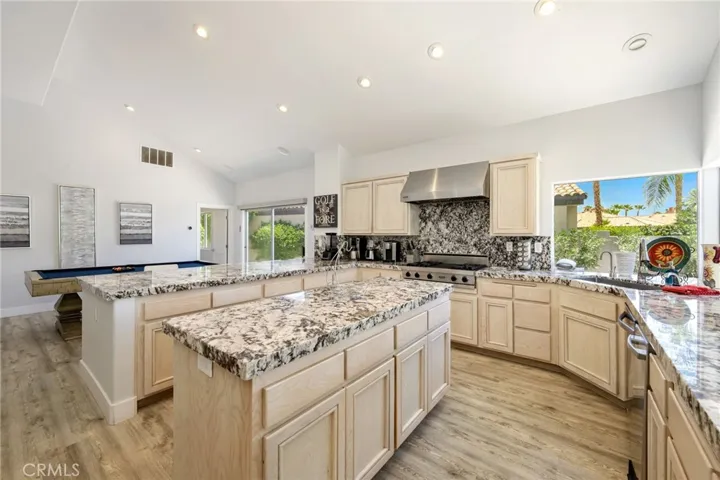 56585 Riviera, La Quinta, California 92253