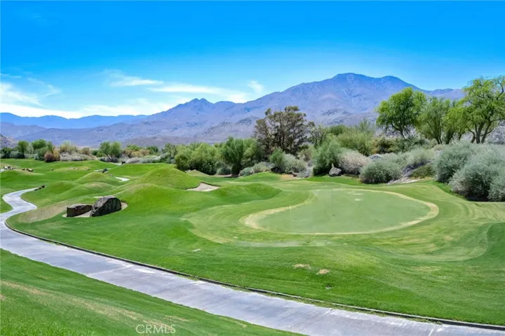 56585 Riviera, La Quinta, California 92253