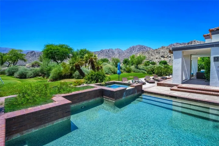 56585 Riviera, La Quinta, California 92253