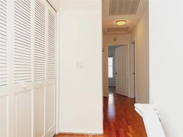 1628 E Palm Avenue 5, El Segundo, California 90245