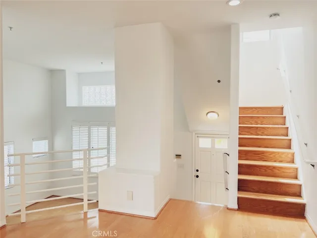1628 E Palm Avenue 5, El Segundo, California 90245