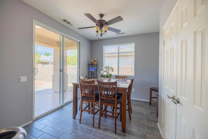 Sunny Breakfast Nook