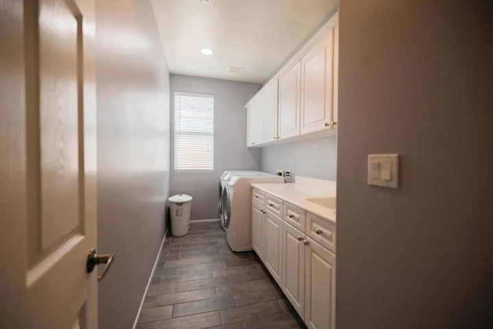 Large Laundry Room
