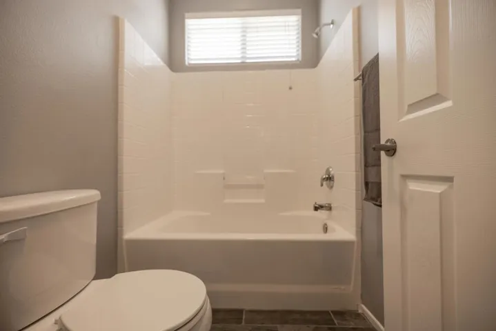 Jack & Jill Bath