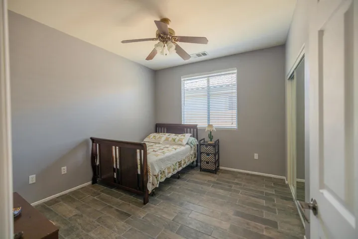 Guest bedroom 2